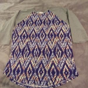 Lularoe 2 XL Randy top mid length sleeve